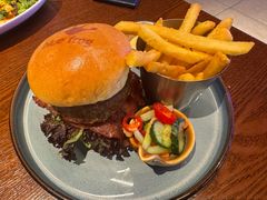 爆浆芝士牛肉汉堡-bluefrog蓝蛙(新三里屯太古里店)