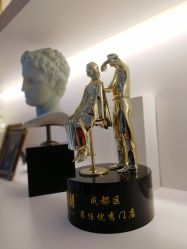 大厅-3AM HAIR SALON烫发染发接发
