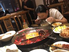 -纸盐河码头火锅(十八梯店)