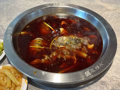 -忘情水鱼头·鲜鱼火锅(滨江中路店)