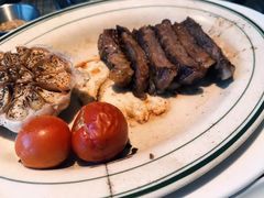 -MONICH牛排融合餐厅(和义大道购物中心店)