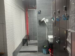 -豪思成DK健身私教连锁(凯乐国际店)