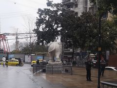 -白象居