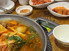 -喇喇排骨火锅·传统韩式脊骨汤(望京西园总店)