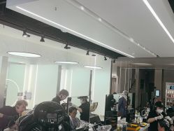 -Z.X HAIR SALON张新美业