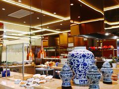 自助取餐区-大中华希尔顿酒店-念自助餐·嗨啤·小龙虾