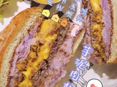 芋泥肉松汉堡-Grinder 绞肉机汉堡(武定路店)