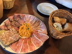 -羽深肉铺 Steak & Wine