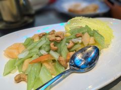 芹菜炒百合-湯記傳菜