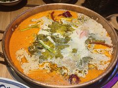-洱火云南酸菜牛肉火锅(石景山当代商城店)