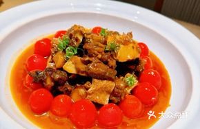 Spicy Red Wine Beef Tail