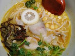 酸汤柠檬鱼-云味馆过桥米线(皇庭广场店)