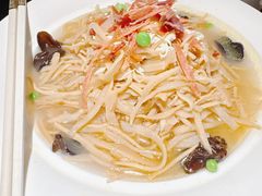 -吴越荣记苏州菜·松鼠桂鱼 100% 活鱼现做(月光码头店)