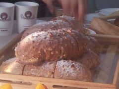 android_upload_pic-好利来(革新店)