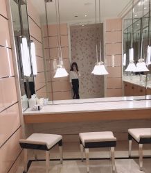 -BULB STUDIO 巴柏明星发型工作室