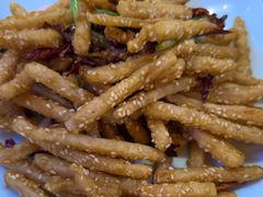 -霄汉牛三鲜湖北砂锅菜(万松园2店)