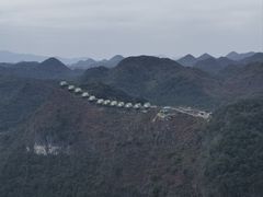 -百色大石围天坑群