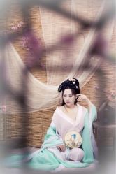 点击看大图 iphone_upload_pic-九月鹰飞汉服摄影工作室