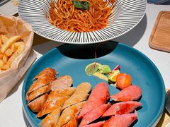 -春树下·树屋花房西餐厅(罍街AS1980店)