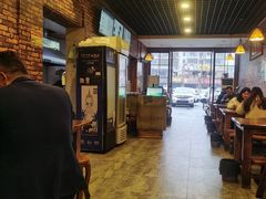 -张家巷美食(南浔店)