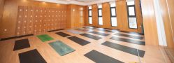 -LU YOGA（露瑜伽）专业瑜伽馆