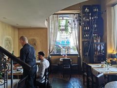 -Casa Nova