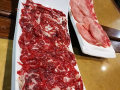 -左庭右院鲜牛肉火锅(金山万达店)