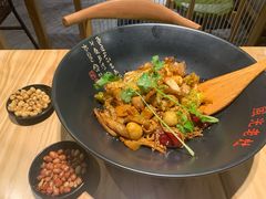 -风光老灶麻辣香锅(大成路翠微百货店)