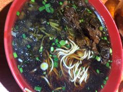 -小龙大肉面馆
