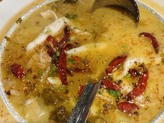 -鱼亨小鲜酸菜鱼(大信店)