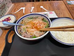 -云阿蛮云南生烫牛肉米线(奉贤路店)