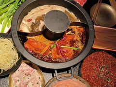 -晓宇重庆火锅(西安荟聚店)