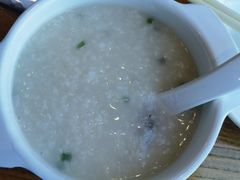 皮蛋瘦肉粥-小城粥道·海胆鲜虾粥(解放广场店)