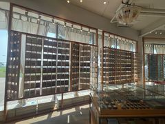 -猫的天空之城概念书店(北戴河蔚蓝海岸店)