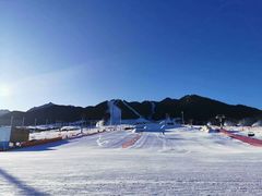 -丝绸之路山地度假区滑雪场