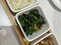 -鲁南仔·滕州炒鸡(经三路店)