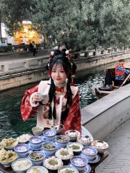-一揽芳华汉服旗袍体验馆(拙政园店)