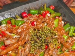 -沪小二炭火蛙锅(淮海中路美食不夜城店)