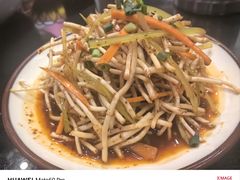 -川流不息·地道川菜·小龙虾(新松江路店)