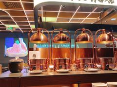 -牛YO寿喜烧·铁板烧和牛火锅自助(市府恒隆店)