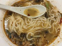 -陇上秦轩西安biangbiang面(朝龙汇店)
