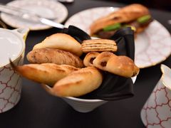 -Salon de The de Joel Robuchon(外滩18号店)
