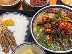 -云阿蛮云南生烫牛肉米线(奉贤路店)