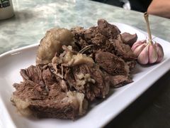 -清真·胖妈妈手抓餐厅(定西路长城宾馆店)