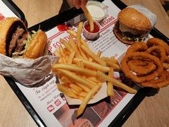 -The Habit Burger Grill 哈比特汉堡(复兴soho店)