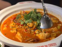 -魏铭鱼头捞饭(晋阳路店)