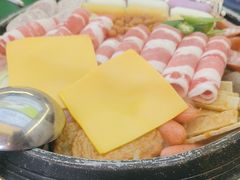 -豚妈妈汤饭·部队锅(南京东路店)
