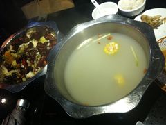 养身大骨弄汤-杨记大丰收鱼庄(国贸店)