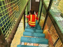 -MELAND CLUB亲子乐园·派对·餐厅(北京芳圆里ID MALL店)