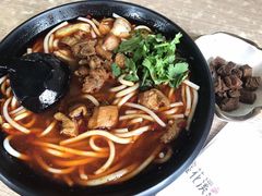 -鑫花溪牛肉米粉(景德路店)